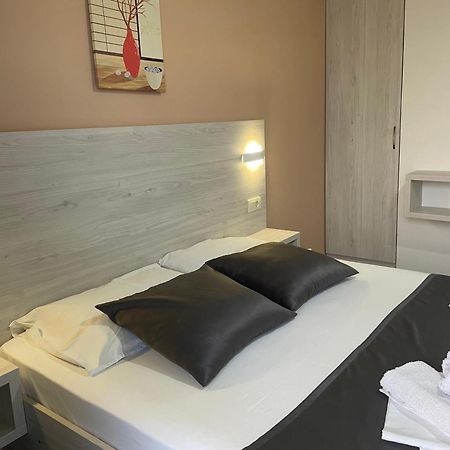 Molla Apartments 울친 외부 사진