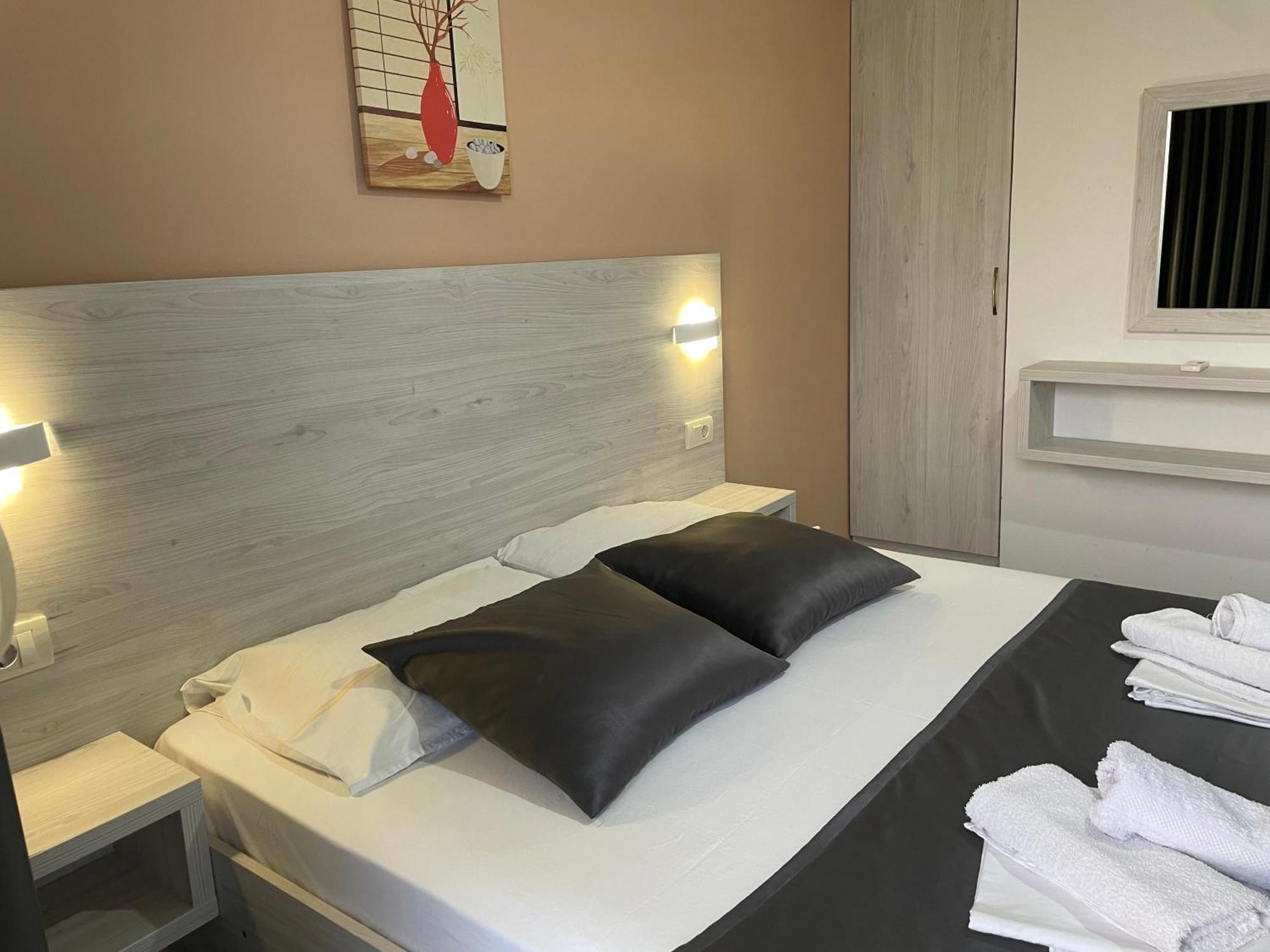 Molla Apartments 울친 외부 사진