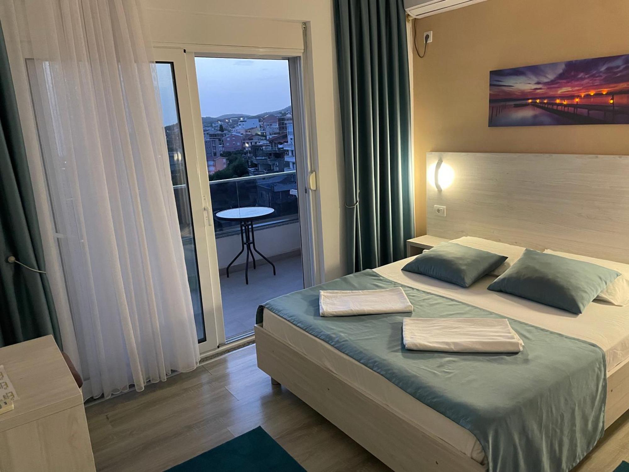 Molla Apartments 울친 외부 사진